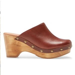 Five worlds Zorba Clog